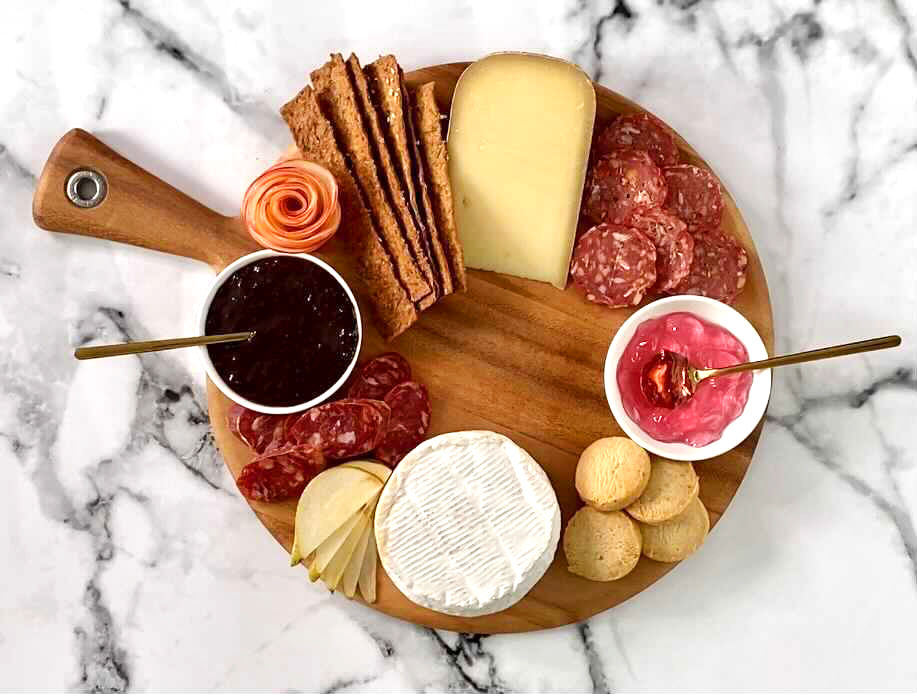 How to Assemble Your Charcuterie & Cheese Board